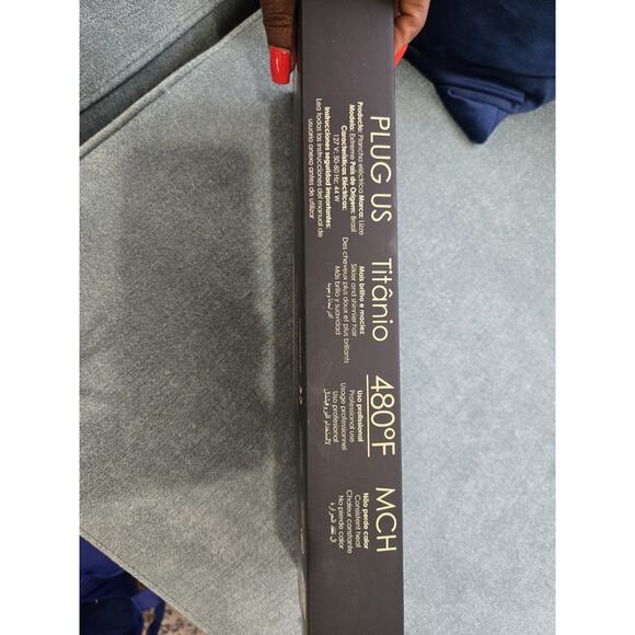 LIZZE EXTREME PROFESSIONAL STRAIGHTENENR 480ºF 127V, 1.25" Iron - Picture 3 of 3